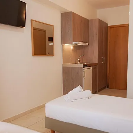 Fenix 3* Mola Kalyva