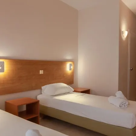 Aparthotel Fenix 3*