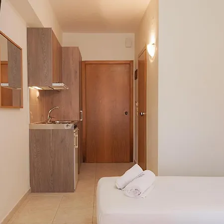 Aparthotel Fenix Mola Kalyva