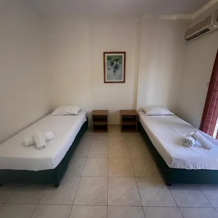 Aparthotel Fenix Mola Kalyva